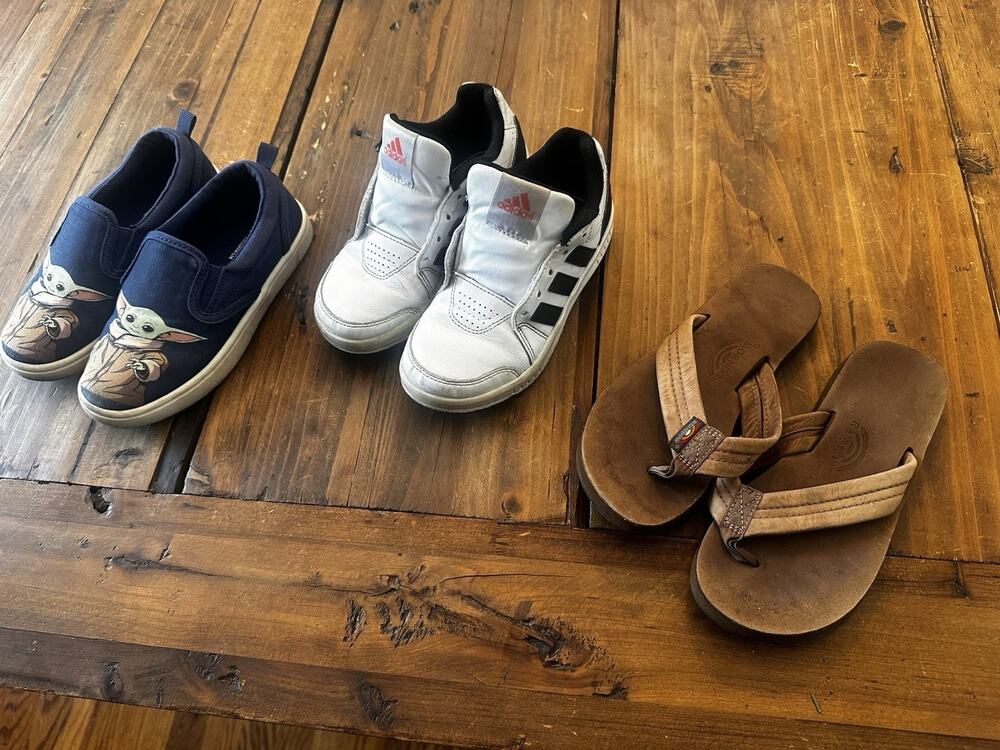 Boys Shoes Size 12 Kids Lot Of 3 Adidas Gap Star Wars Yoda Rainbow Sandals